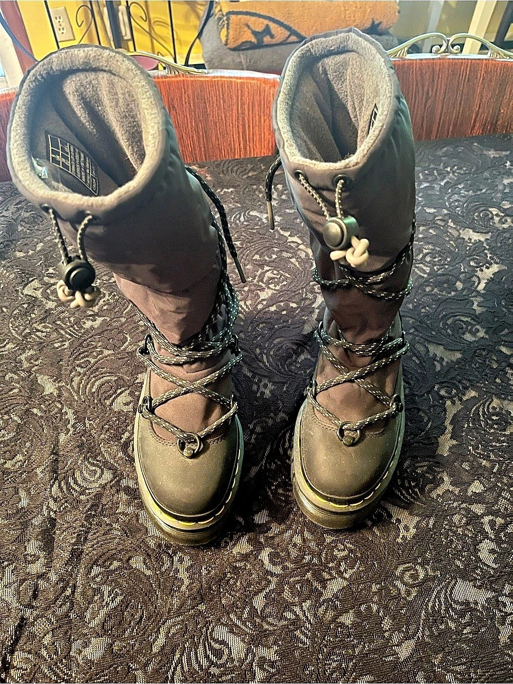 Dr. Martens Audrick Padded Hi Platform Boots US 7